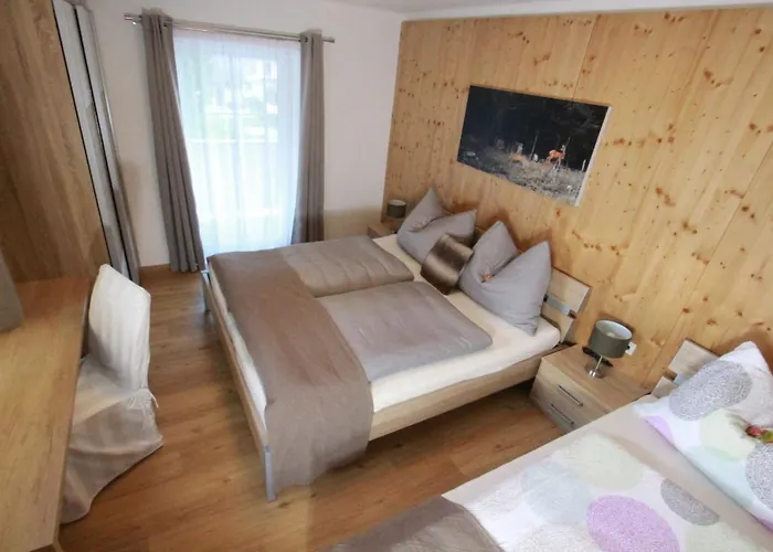 Weixelbraun * מאלניץ